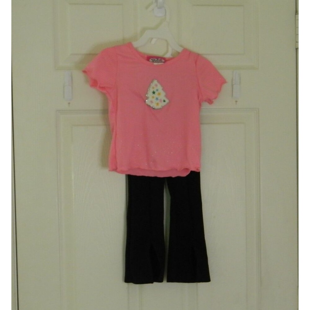 Christmas Outift for Girls Black Pants and Pink Tee with Tree Set 4T  NWOT